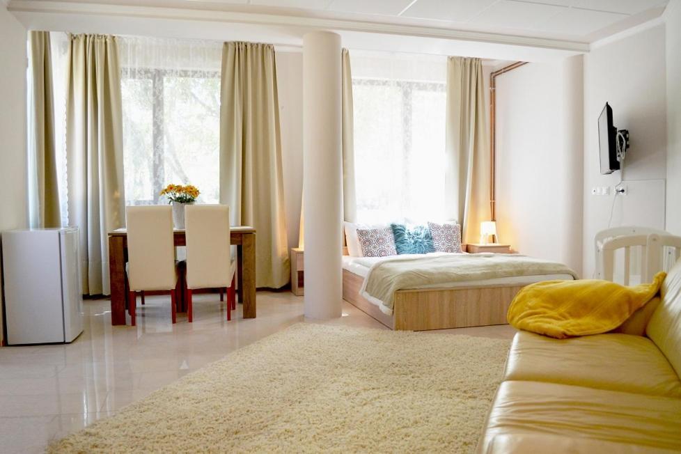 Bed and Breakfast Gyula Wellness Panzió Exterior foto