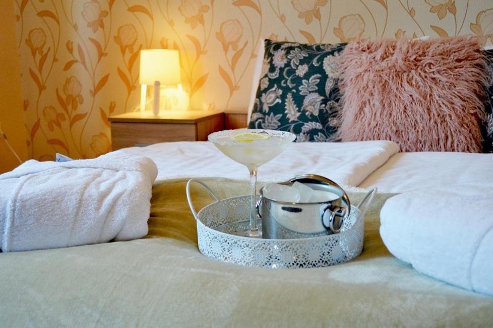 Bed and Breakfast Gyula Wellness Panzió Exterior foto