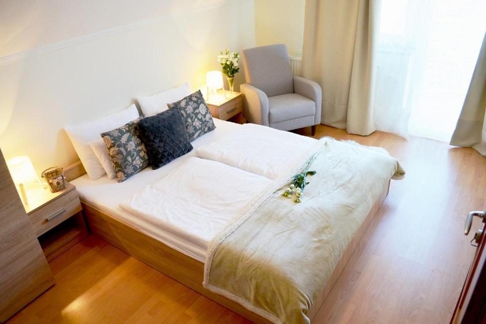 Bed and Breakfast Gyula Wellness Panzió Exterior foto
