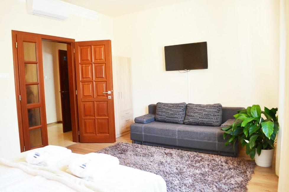 Bed and Breakfast Gyula Wellness Panzió Exterior foto