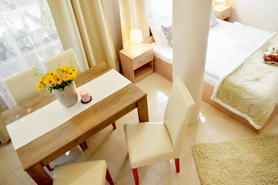 Bed and Breakfast Gyula Wellness Panzió Exterior foto